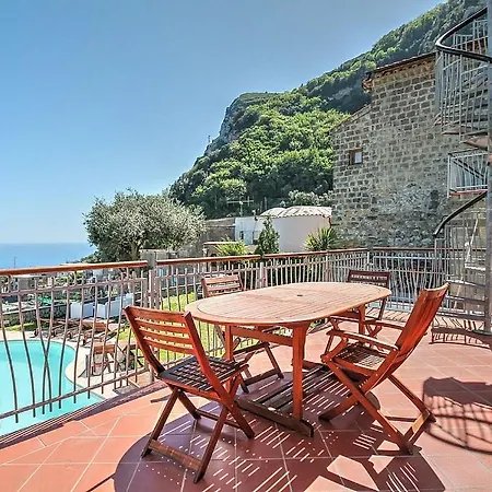 Villa Sleeps 7 Pool Air Con Wifi Nerano